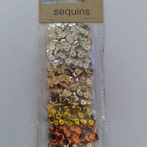 6 packs of Sequins. - Picture 1 of 3